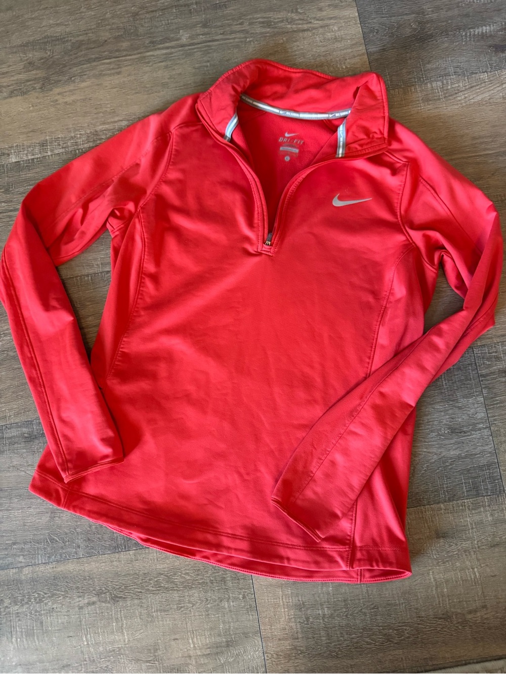 Nike Women's Bright Red Dri-FIT Quarter-Zip Pullover Size Large